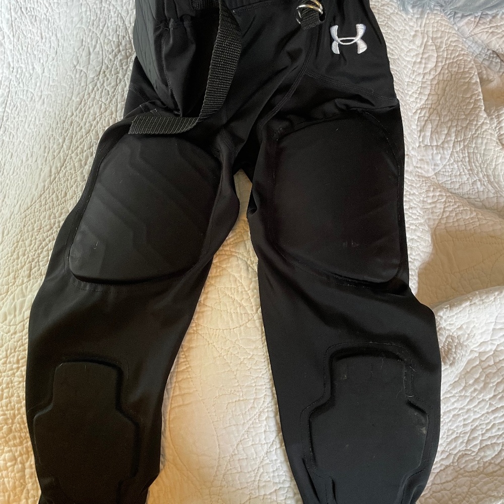 Boys Football Pants Under Armour.